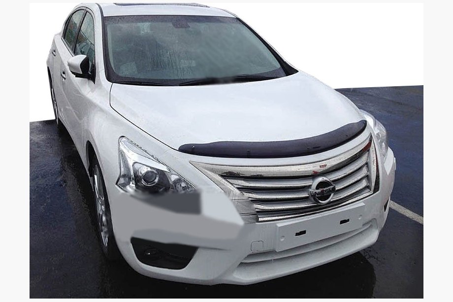 Nissan Teana 2014– Huvdeflektor 2013+ (SIM) Image