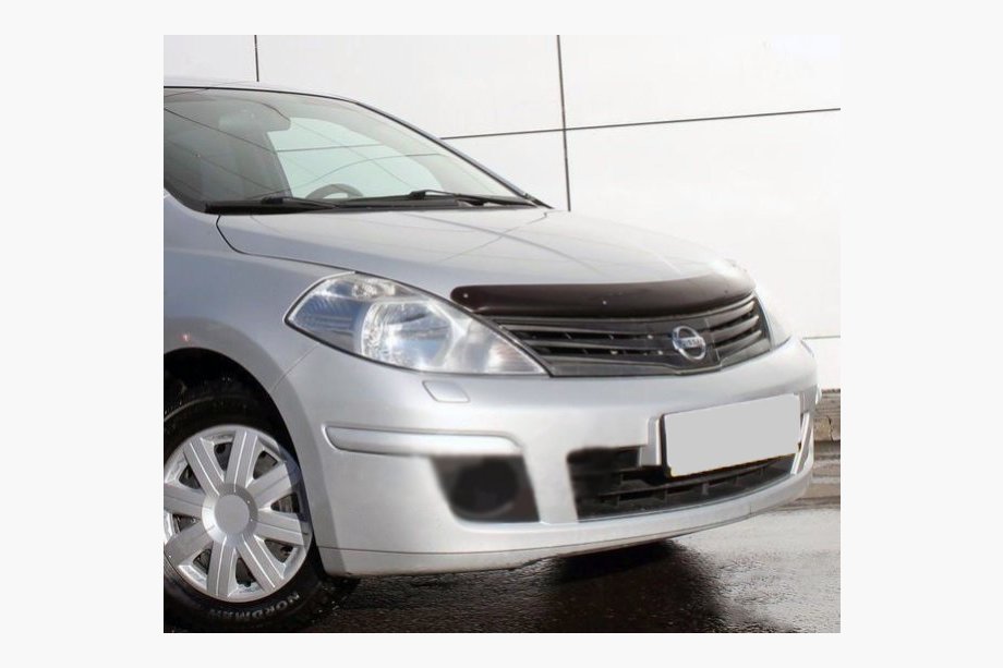 Nissan Tiida 2004–2011 Huvdeflektor (SIM) Image