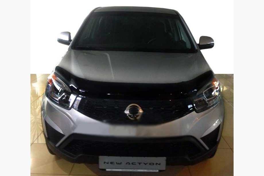 SsangYong Korando 2010–2019 Huvdeflektor 2013+ (SIM) Image