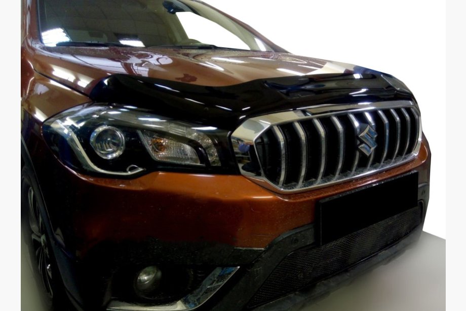 Suzuki SX4 2016–2021 Huvdeflektor (SIM) Image