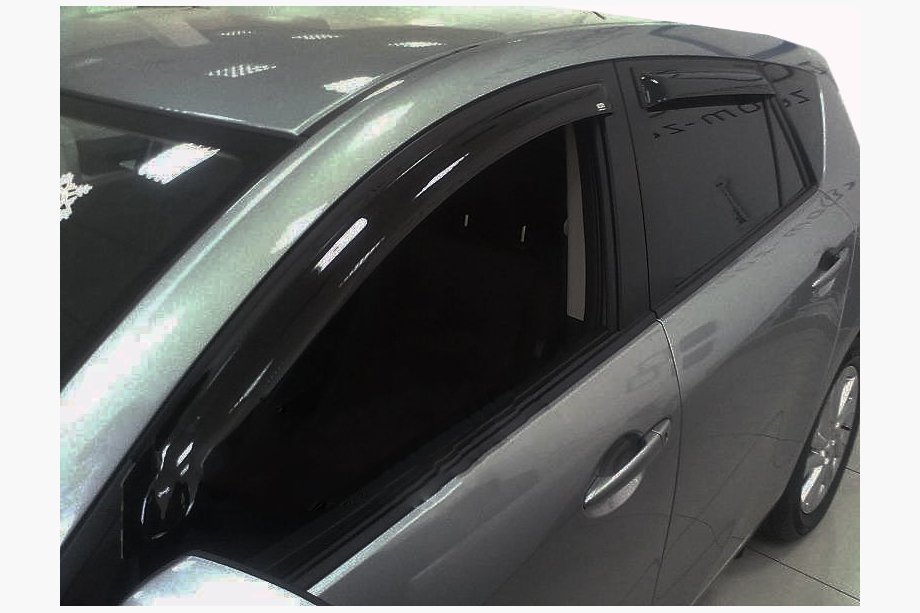 Mazda 3 2009–2013 Vindavvisare HB (4 st, SIM) Image