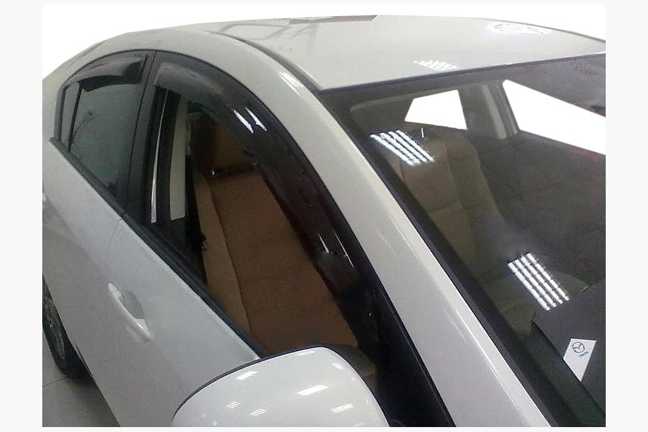 Mazda 3 2009–2013 Vindavvisare för sidorutor SD (4 st, SIM) Image