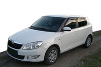 Skoda Fabia 2007–2014 Vindavvisare HB (4 st, SIM) foto 1