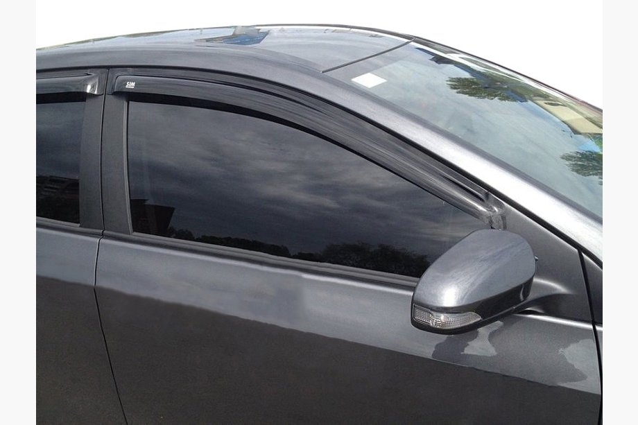 Toyota Corolla 2013–2019 Vindavvisare (4 st, SIM) Image
