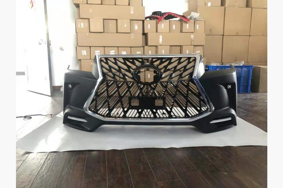Toyota Hilux 2015– Främre stötfångare Lexus-design V1 (för 2015-2020) Image