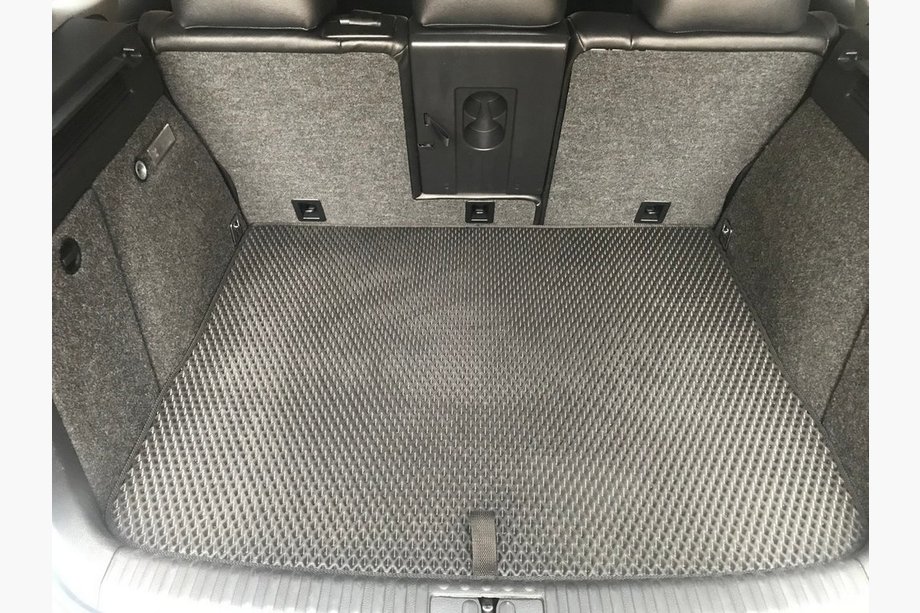 Volkswagen Tiguan 2007–2016 Bagagerumsmatta (EVA, svart) Image