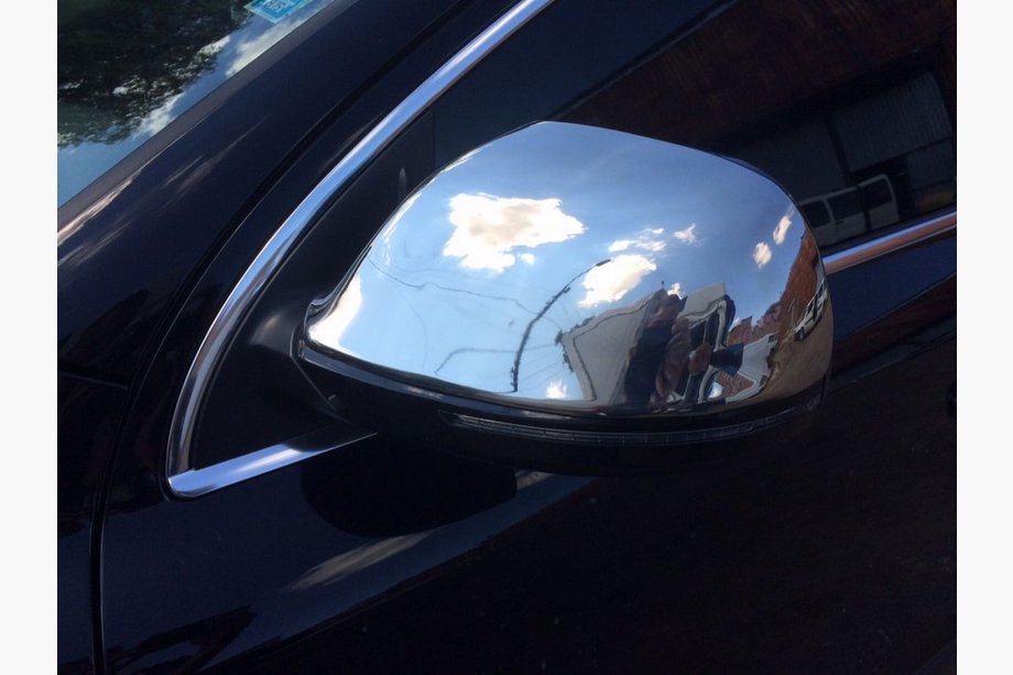 Audi Q7 2005–2015 Spegelskal (2 st, rostfritt stål) Carmos, rostfritt stål Image