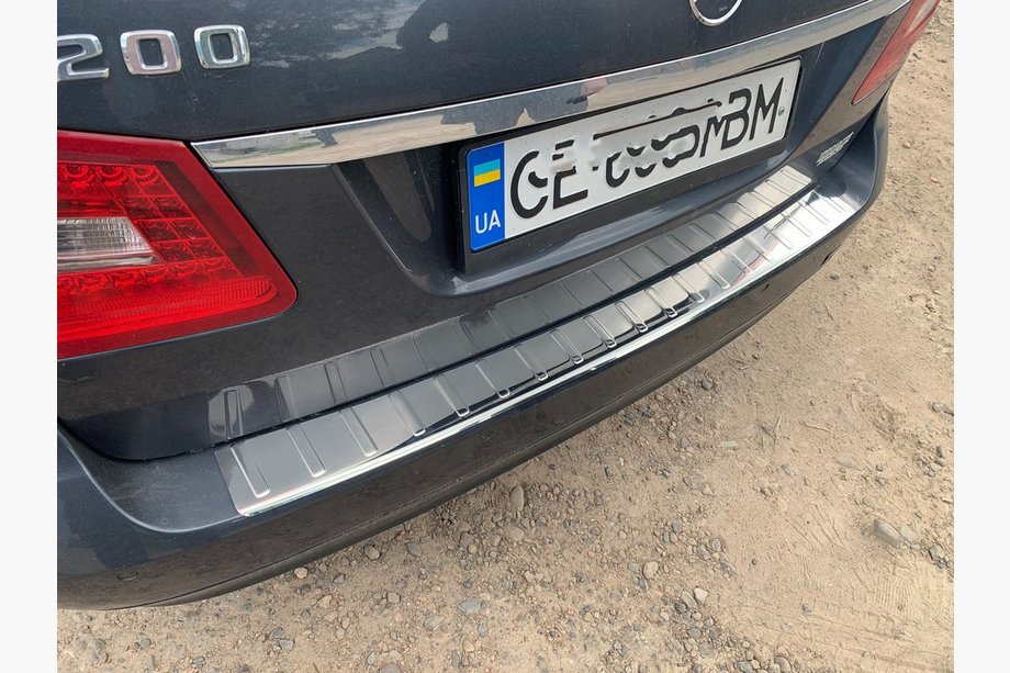 Mercedes E-class W212 2009–2016 Lastskydd bakre stötfångare Carmos (SW, rostfritt stål) Image