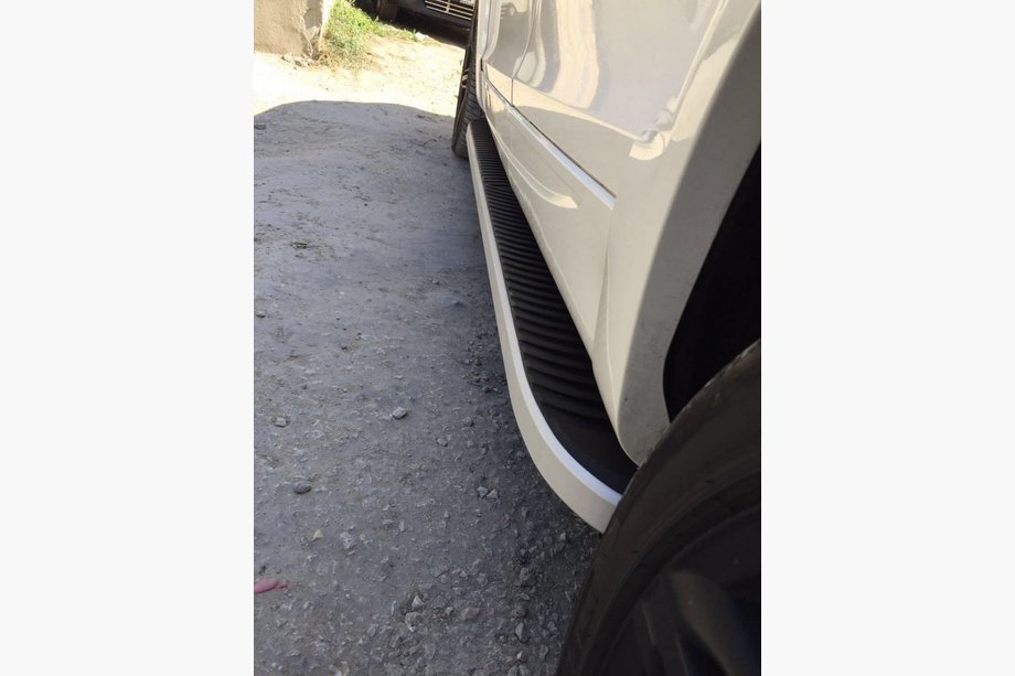 Volkswagen T5 Multivan 2003–2010 Sidosteg Tayga (2 st, aluminium) Image