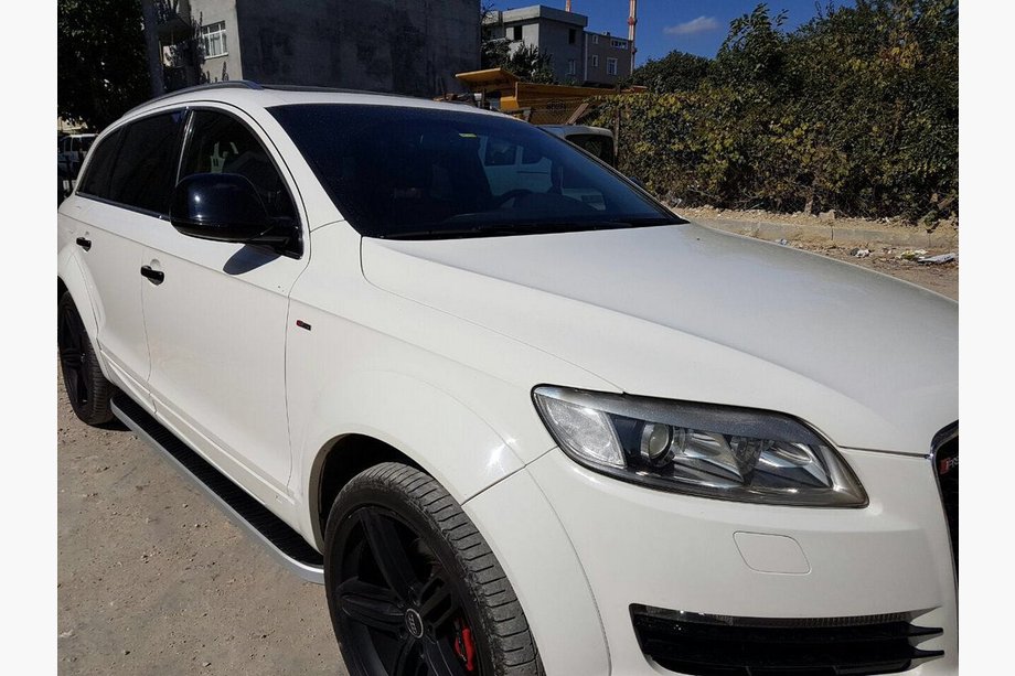 Audi Q7 2005–2015 Sidosteg Tayga (2 st, aluminium) Image