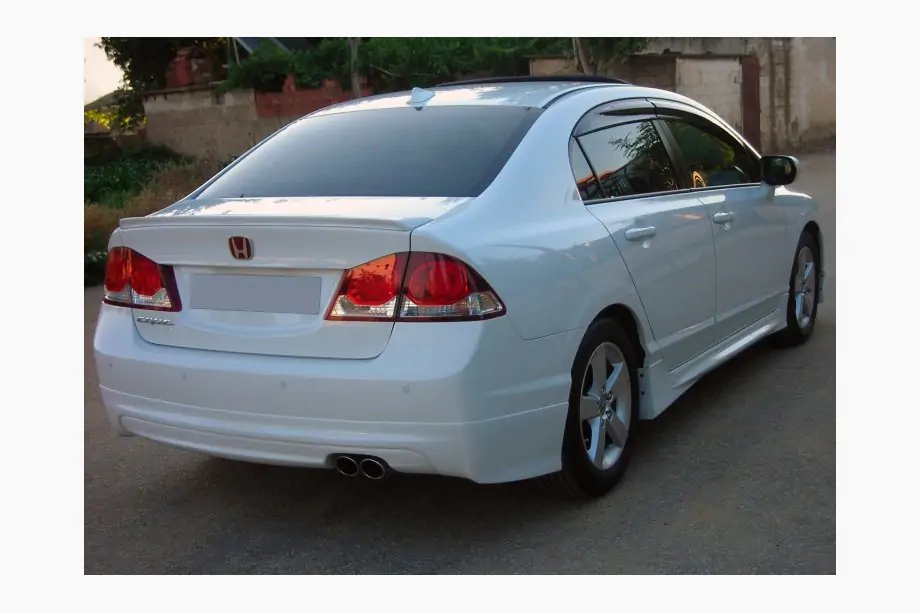 Honda Civic Sedan VIII 2006–2011 Bakre stötfångaröverlägg (för lackering) Foto 1