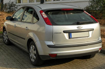 Ford Focus II 2005–2008 Spoiler HB (olackerad) foto 1