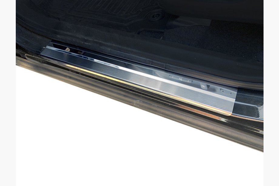 Toyota Rav 4 2013–2018 Instegslister Nataniko (4 st, rostfritt stål) Image