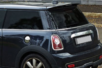 Mini Clubman R55/R56 2007–2014 Kromlist ovanför registreringsskylten R56 (rostfritt) foto 1
