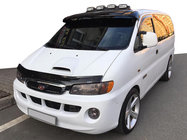 Hyundai H200, H1, Starex 1998–2007 Vindrutespoiler (svart blank, 5 mm) foto 1