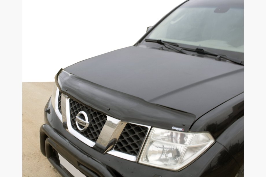 Nissan Navara 2006–2015 Huvdeflektor (EuroCap) Image