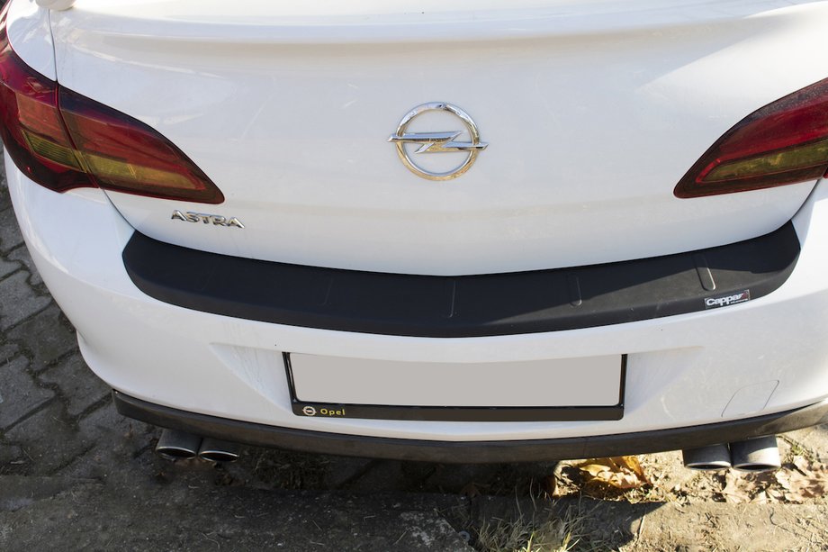 Opel Astra J 2009–2015 Stötfångarskydd bak EuroCap (Sedan, ABS) Foto 1