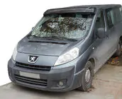 Citroen Jumpy 2007–2017 Vindrutespoiler (svart blank, 5 mm) foto 5
