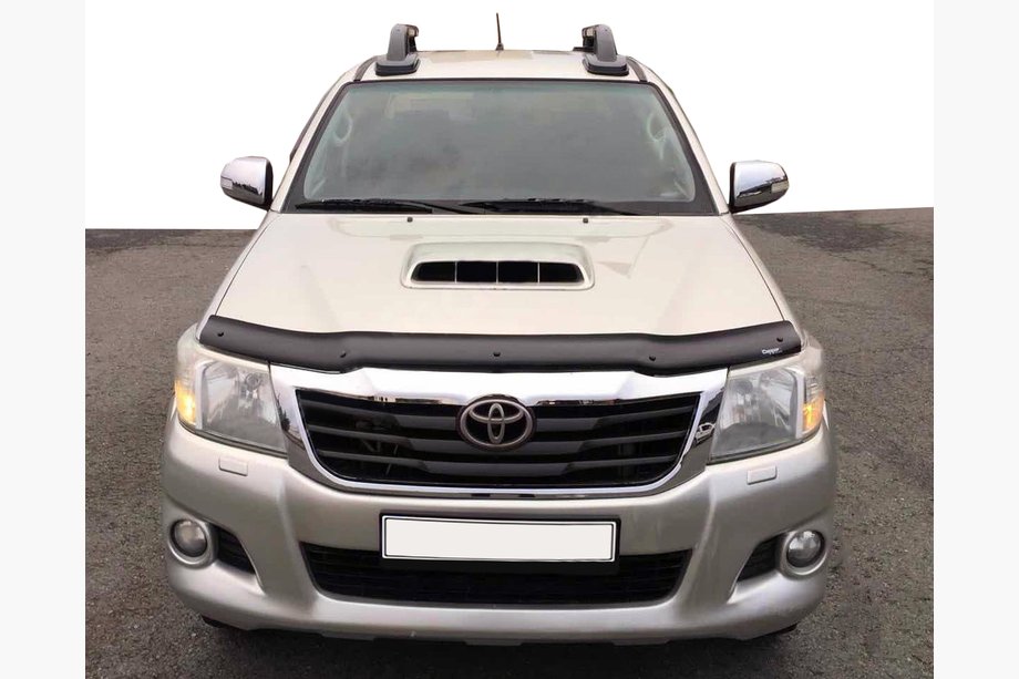 Toyota Hilux 2006–2015 Huvdeflektor 2011-2015 (EuroCap) Image