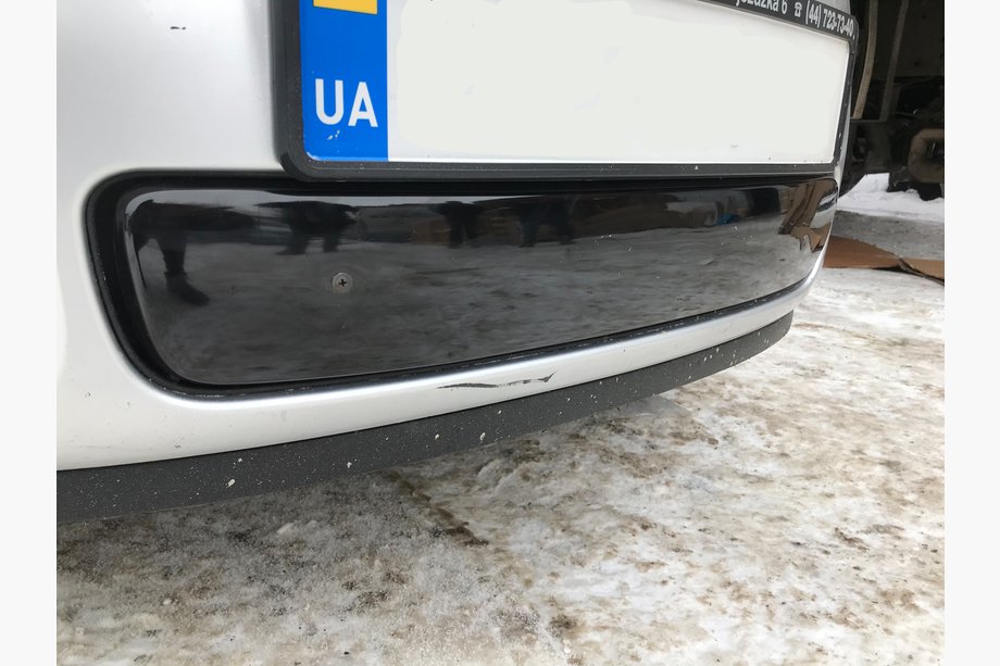 Skoda Fabia 2007–2014 Vintertäckning för grillen (2007-2010, nedre) Image