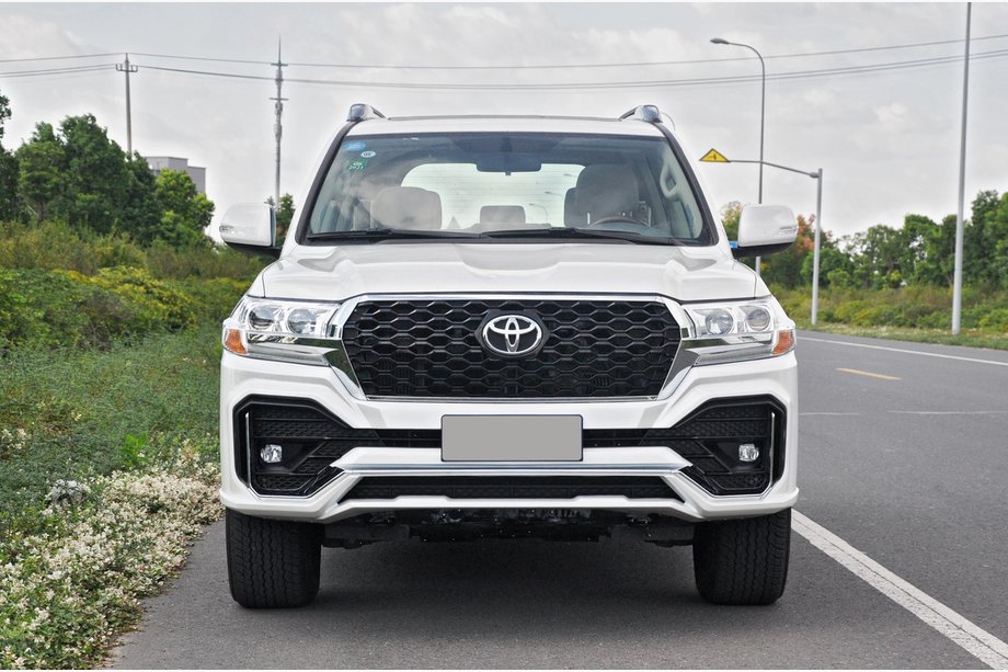 Toyota Land Cruiser 200 2007–2021 Restyling ombyggnadskit från LC200 2008-2015 till LC 2022 TRD EWAN Foto 6