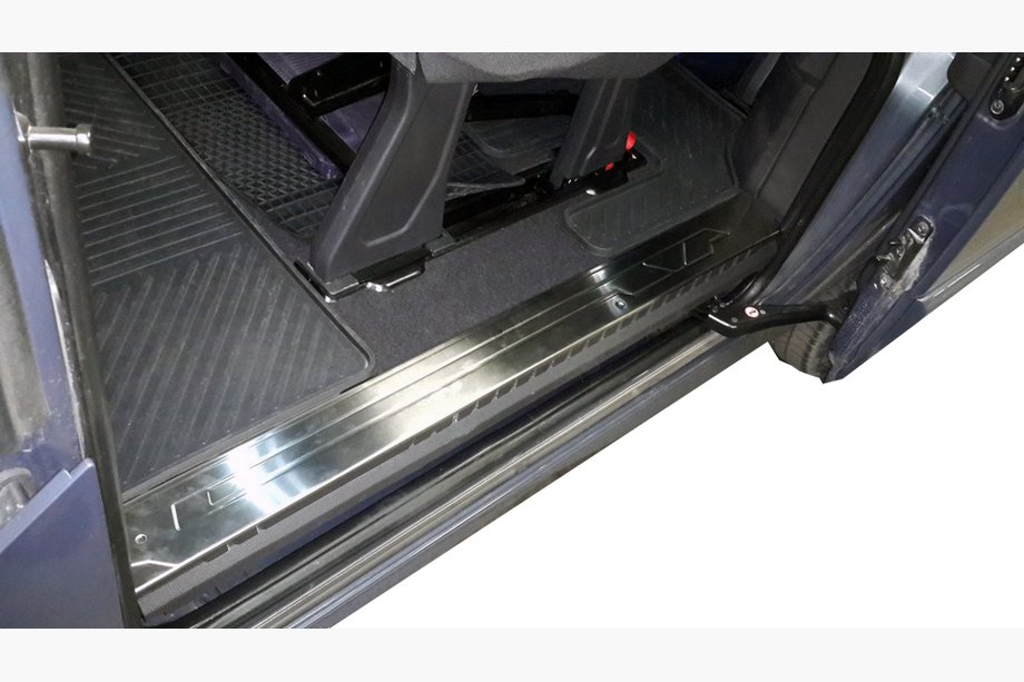 Ford Custom 2013–2022 Invändiga instegslister OmsaLine (rostfritt stål) 4 dörrar Image