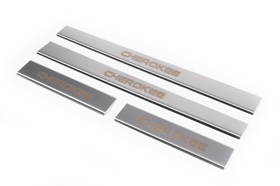 Jeep Cherokee/Liberty 2007–2013 Instegslister Carmos V1 (4 st, rostfritt stål) Image
