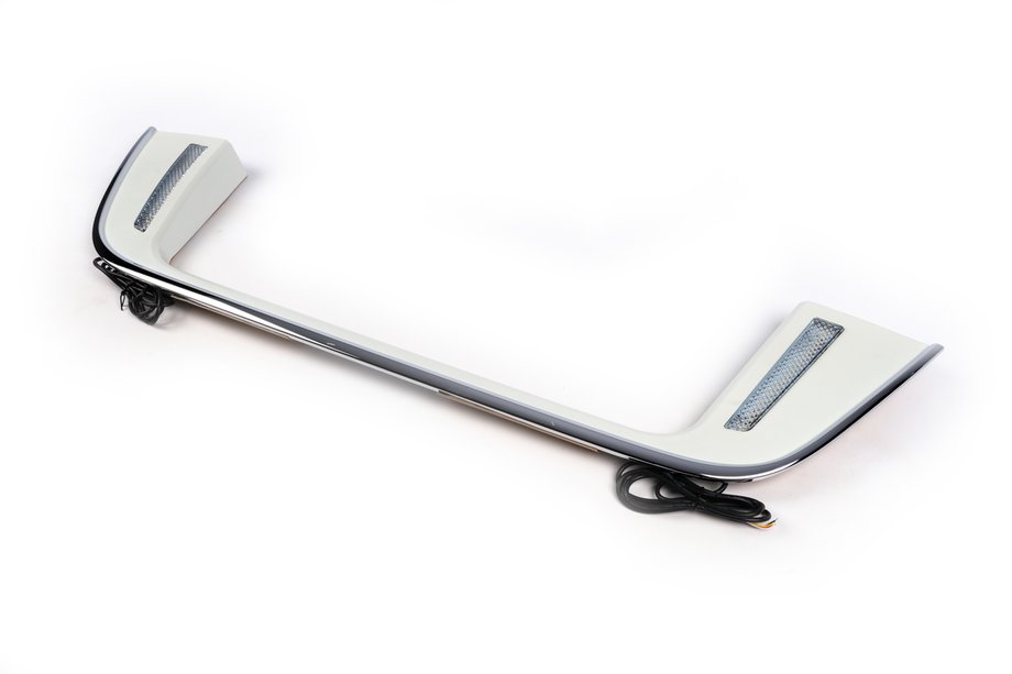 Toyota Land Cruiser 200 2007–2021 LED registreringsskylthållare Image