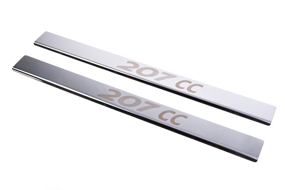 Peugeot 207 2006–2014 Tröskelskydd Carmos (2 st, rostfritt) Image