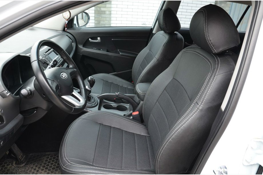 Kia Sportage 2010–2015 Modellanpassade sätesöverdrag SoyuzAuto Dynamic Image