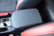 Mitsubishi Lancer X 2008– Bilklädslar SoyuzAuto Leather-style foto 5