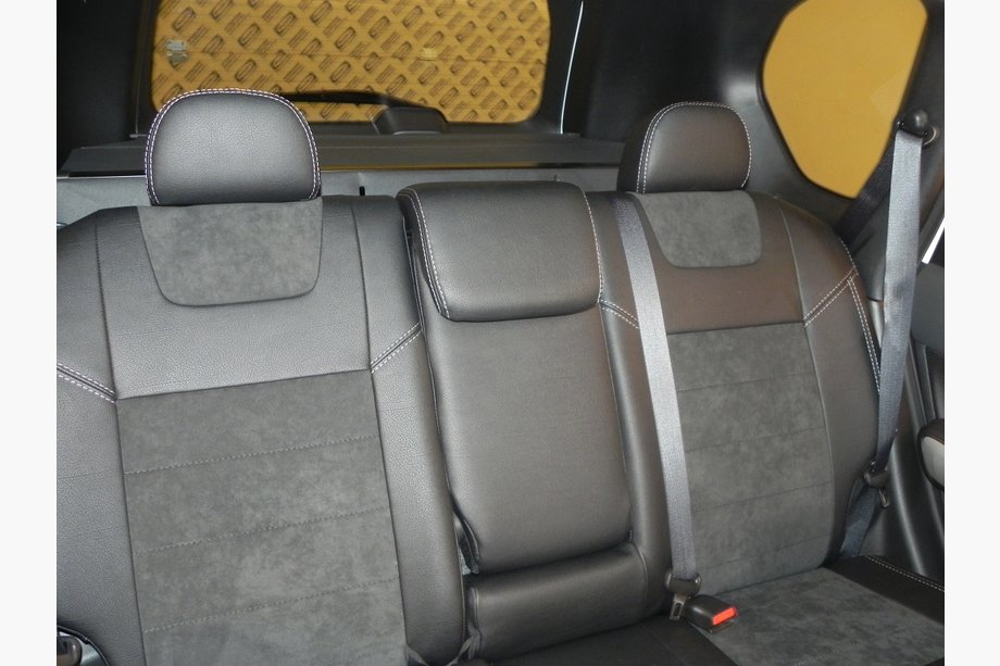 Nissan X-trail T31 2007–2014 Bilklädslar SoyuzAuto Leather-style Image