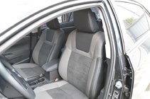 Toyota Corolla 2013–2019 Sätesskydd Elite (konstläder ↗ Alcantara-imitation) foto 1