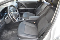 Toyota Avensis 2009–2018 Sätesöverdrag (konstläder → Alcantara-ersättning) foto 1