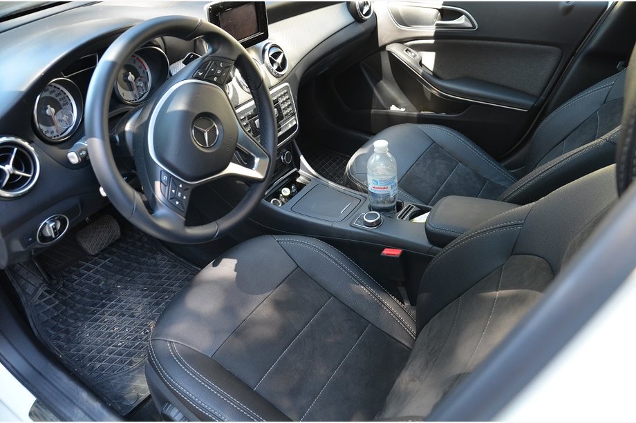Mercedes GLA X156 2014–2019 Sätesskydd SoyuzAuto Leather Style Image