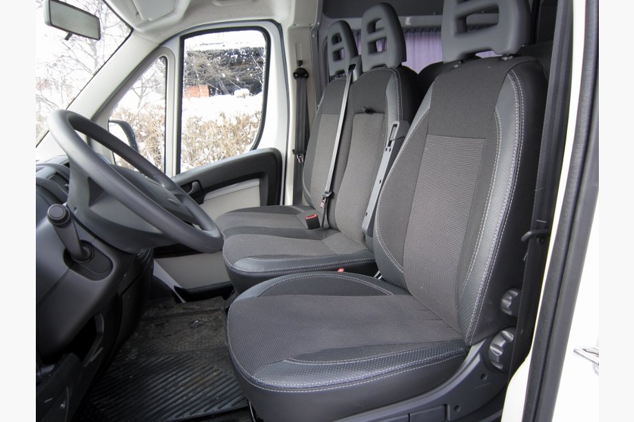 Renault Trafic 2015– Bilklädsel för säten (tyg + konstläder, Premium) Image