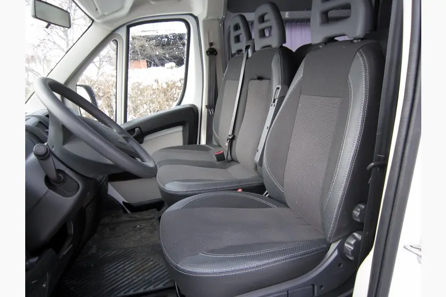 Nissan NV300/Primastar 2016– Bilklädsel för säten (tyg + konstläder, Premium) Image
