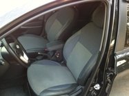 Hyundai Accent 2011–2017 Sätesöverdrag (konstläder↗tyg, Premium) foto 1