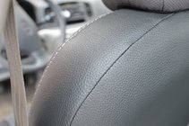 Hyundai Accent 2006–2010 Sätesöverdrag i ekoläder Premium foto 3