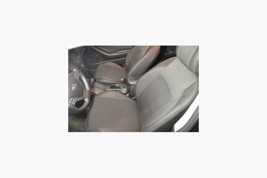 Kia Cerato 3 2013–2018 Nyhet! Modellanpassade sätesöverdrag i konstläder Brothers Premium Image