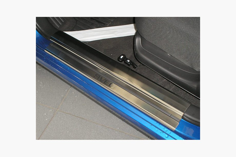 Chevrolet Aveo T250 2005–2011 Instegslister Nataniko (rostfritt stål) Image