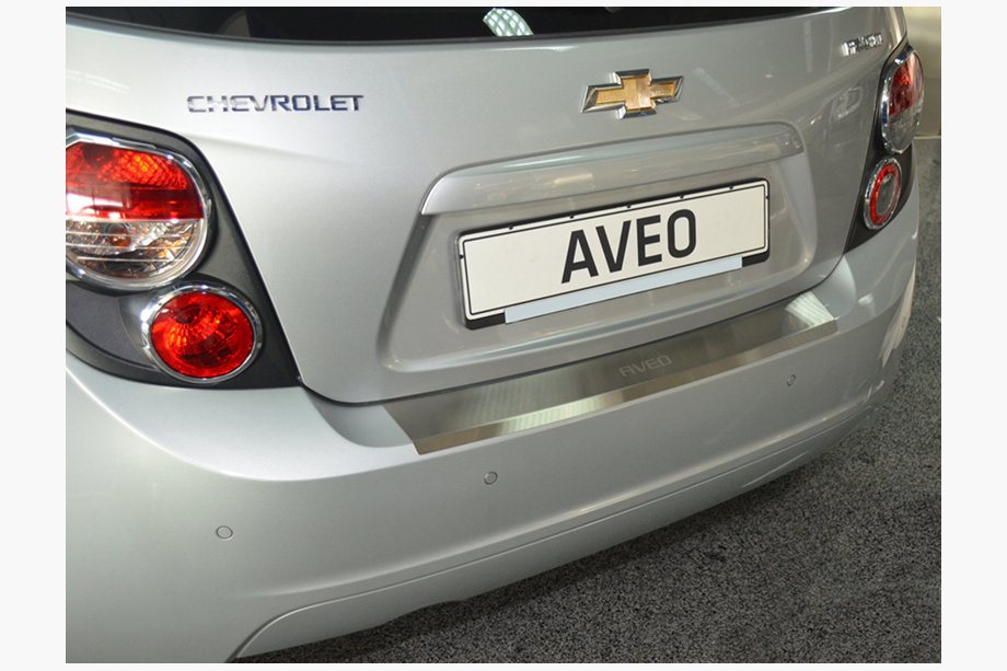 Chevrolet Aveo T300 2011–2020 Bakre stötfångarskydd med kant Nataniko (rostfritt stål) Endast för halvkombi Image