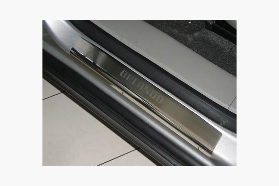 Chevrolet Orlando 2010–2018 Instegsskydd Nataniko (4 st, rostfritt stål) Image