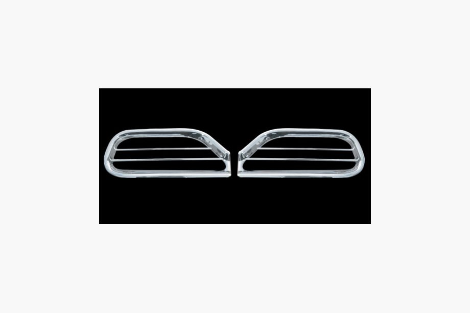 Chevrolet Captiva 2006–2019 Kromade kåpor till bakre dimljus (2 st, plast) Image