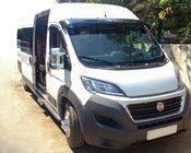 Fiat Ducato 2006–2025 Vindrutespoiler (svart blank, 5 mm) foto 1