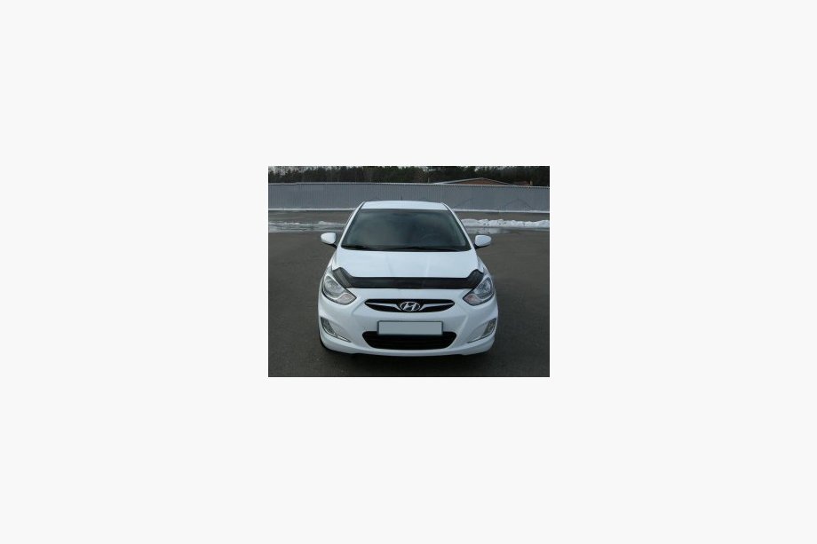 Hyundai Accent 2011–2017 Huvdeflektor Fly Image