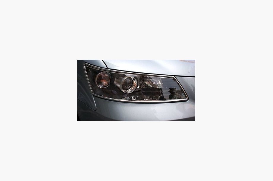 Hyundai Sonata NF 2004–2009 Kromade strålkastarkåpor 2005-2008 (2 st, plast) Image