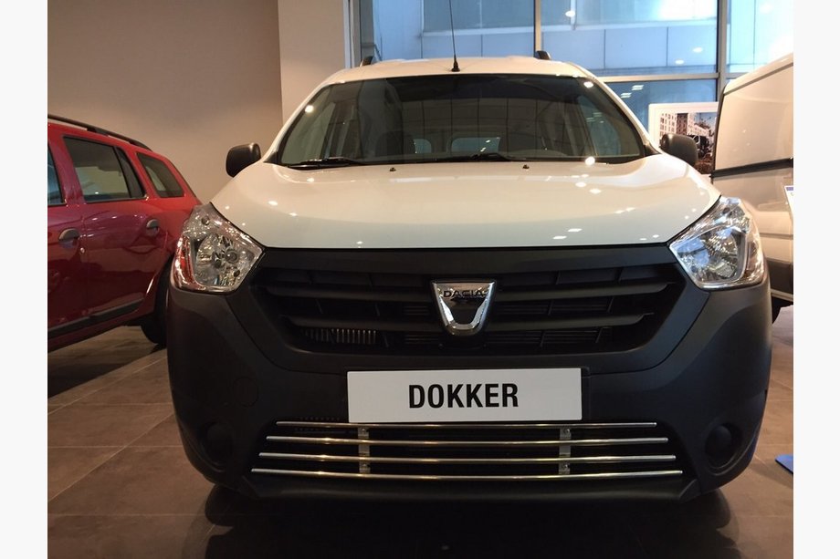 Dacia Dokker 2013–2022 Stötfångargaller (rostfritt stål) Foto 7