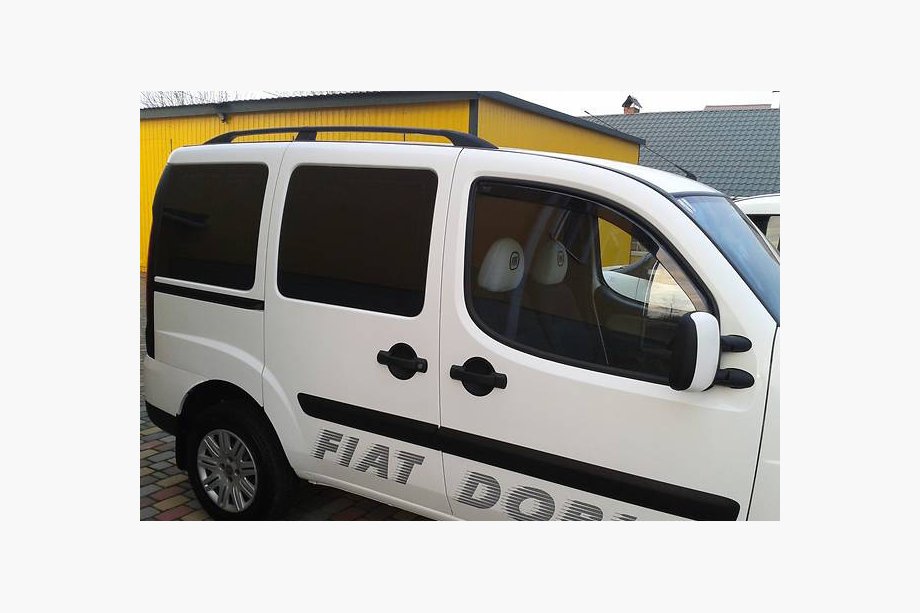 Fiat Doblo I 2005–2010 Svarta takrails Maxi-bas, metallfötter Foto 3