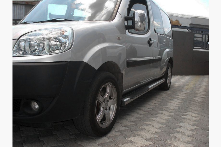 Fiat Doblo I 2001–2005 Sidorör (2 st, rostfritt) Image
